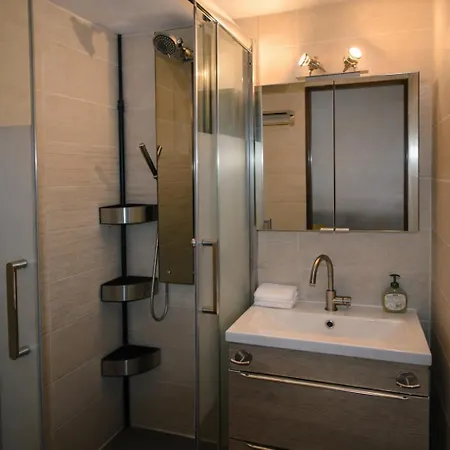 Bois De Jade Holiday home *